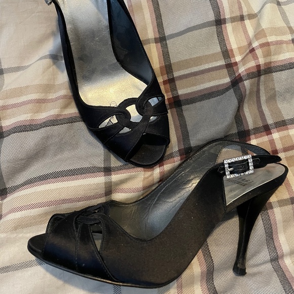 Stuart weitzner pimps - Picture 1 of 1